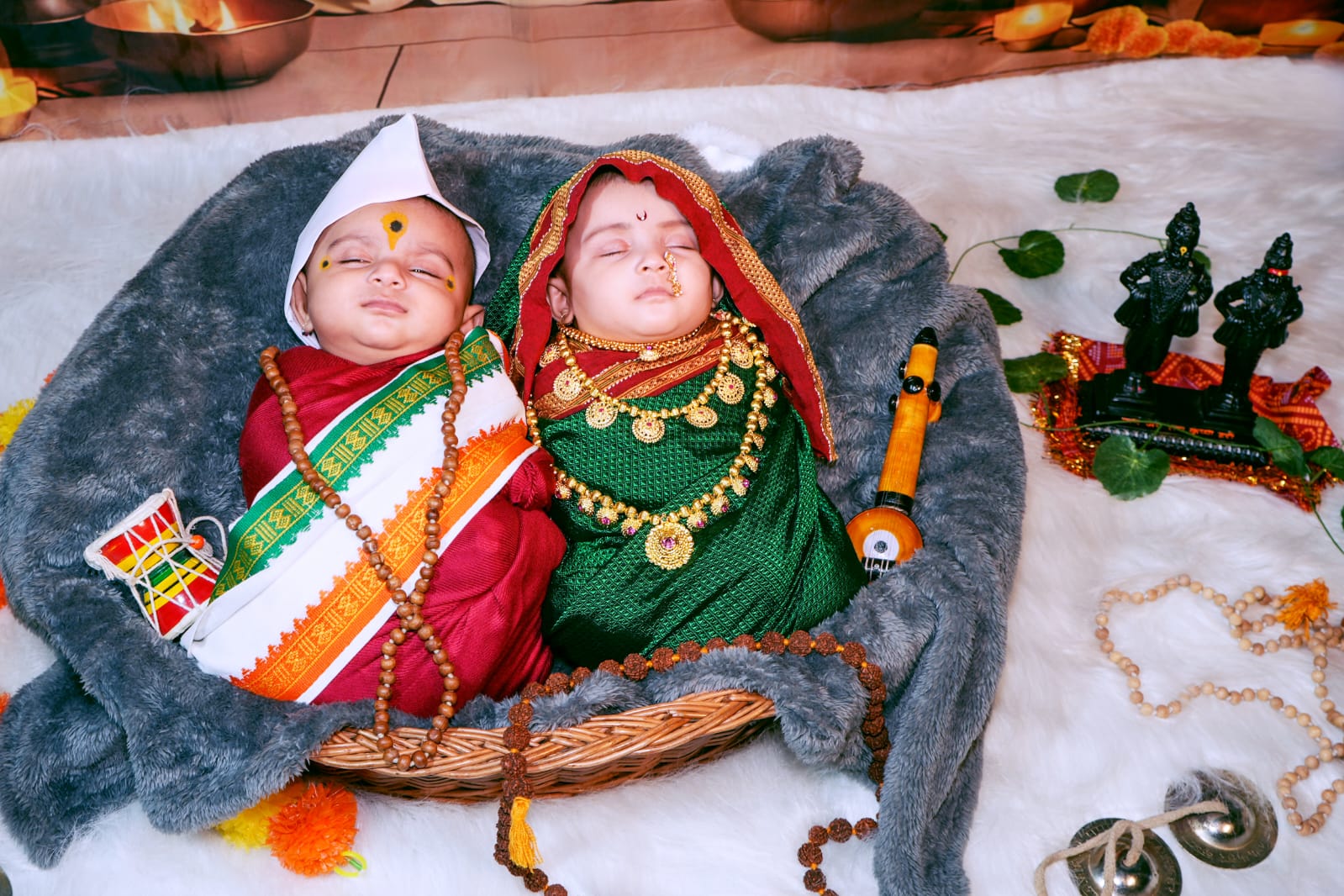 Twin Rukmani And Vithal